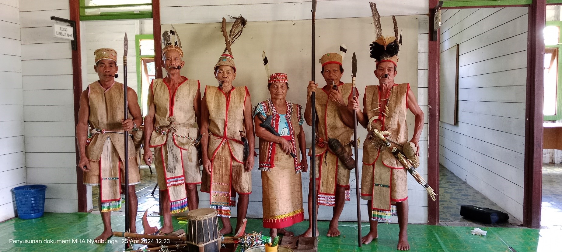 Lembaga Adat Siang Murung Punan Ut Danum Kampung Nyaribungan